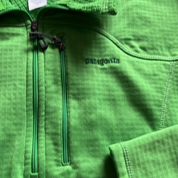 Patagonia Men's R1 Fleece Pullover Lime Bright Green 1/2 Zip Waffle - Picture 4 of 8